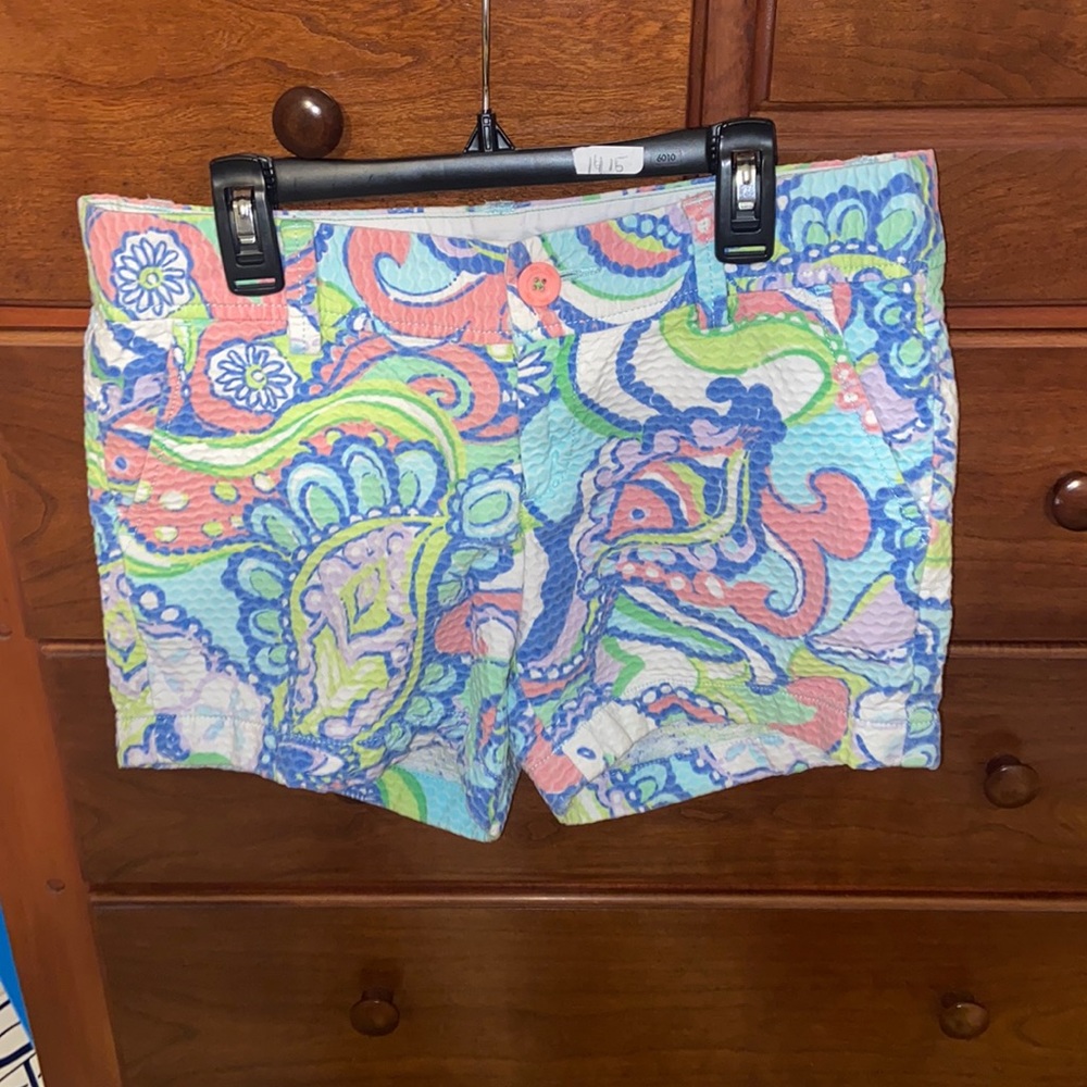 😀 Lilly Pulitzer size 2 shorts